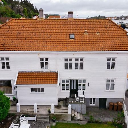 Gamle Apoteket I Gamle Skudeneshavn Apartment Exterior photo